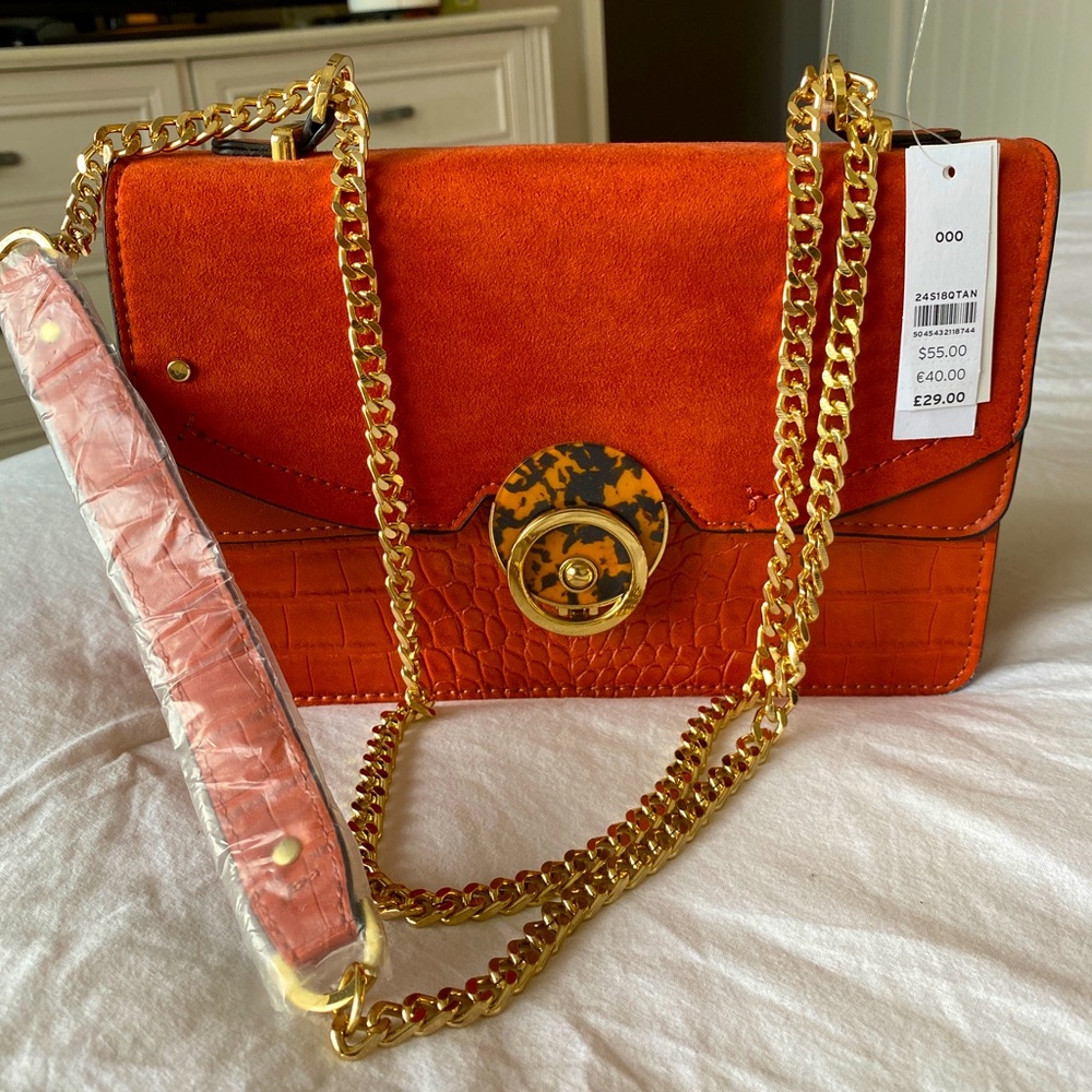 NWT Topshop fashionable orange purse 🍊 perfect for fall!!! 🍁🎃